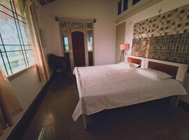 Deluxe Double or Twin Room, Balcony, River View | Soundproofing, free WiFi
