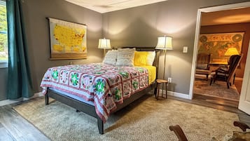 Iron/ironing board, Internet, bed sheets