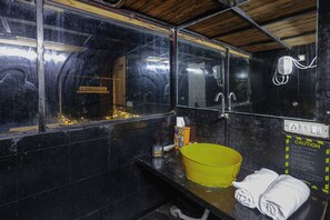 Suite, Lake View | Bathroom