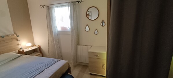 Accès Internet, draps fournis