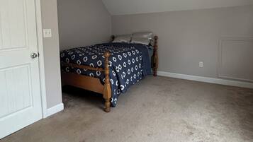 3 bedrooms, bed sheets
