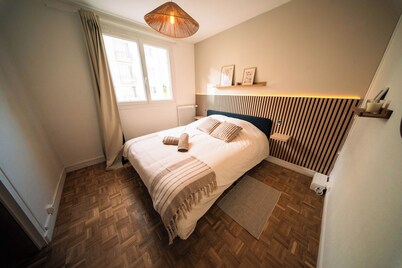 Bright T3 with balcony and parking, 6 pers, Procé