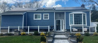 Spacious 5-bedroom house in Farmingdale Village near from Bethpage Black