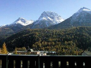 Property grounds - Brentsch Park, (Scuol). by Interhome (Scuol)