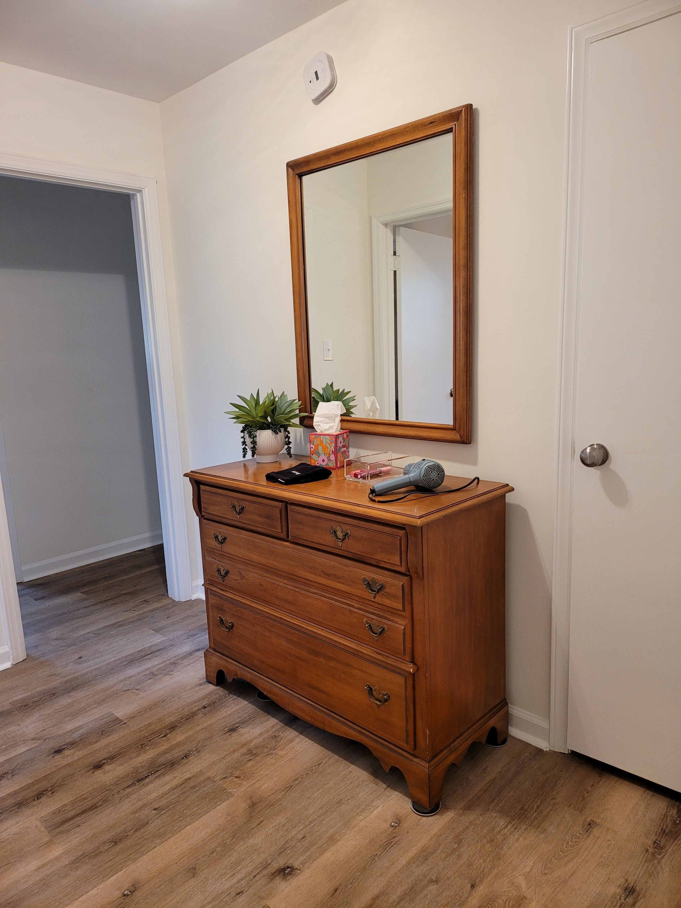 Additional dressing area