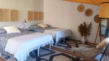 2 bedrooms, bed sheets
