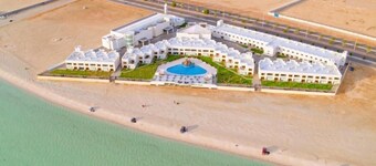 YM RESORT