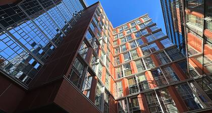 Gangnam Station - City Center - 1Bed 1Bath - Modern Comfort - City Suite