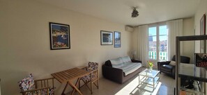 Living area - New !! Sunny and chic appartement with terrace - Nice center (Nice)
