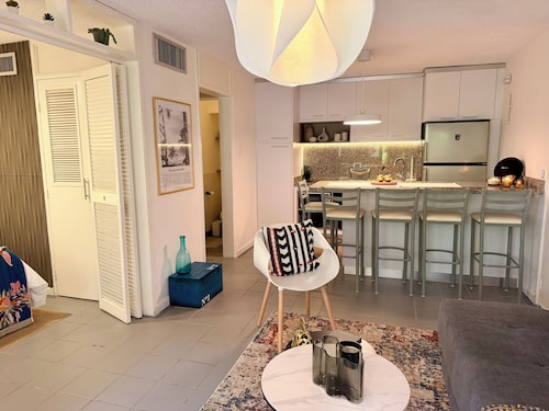 Cozy 2-bedroom apartment in charming Pampatar. Best location on the Island.