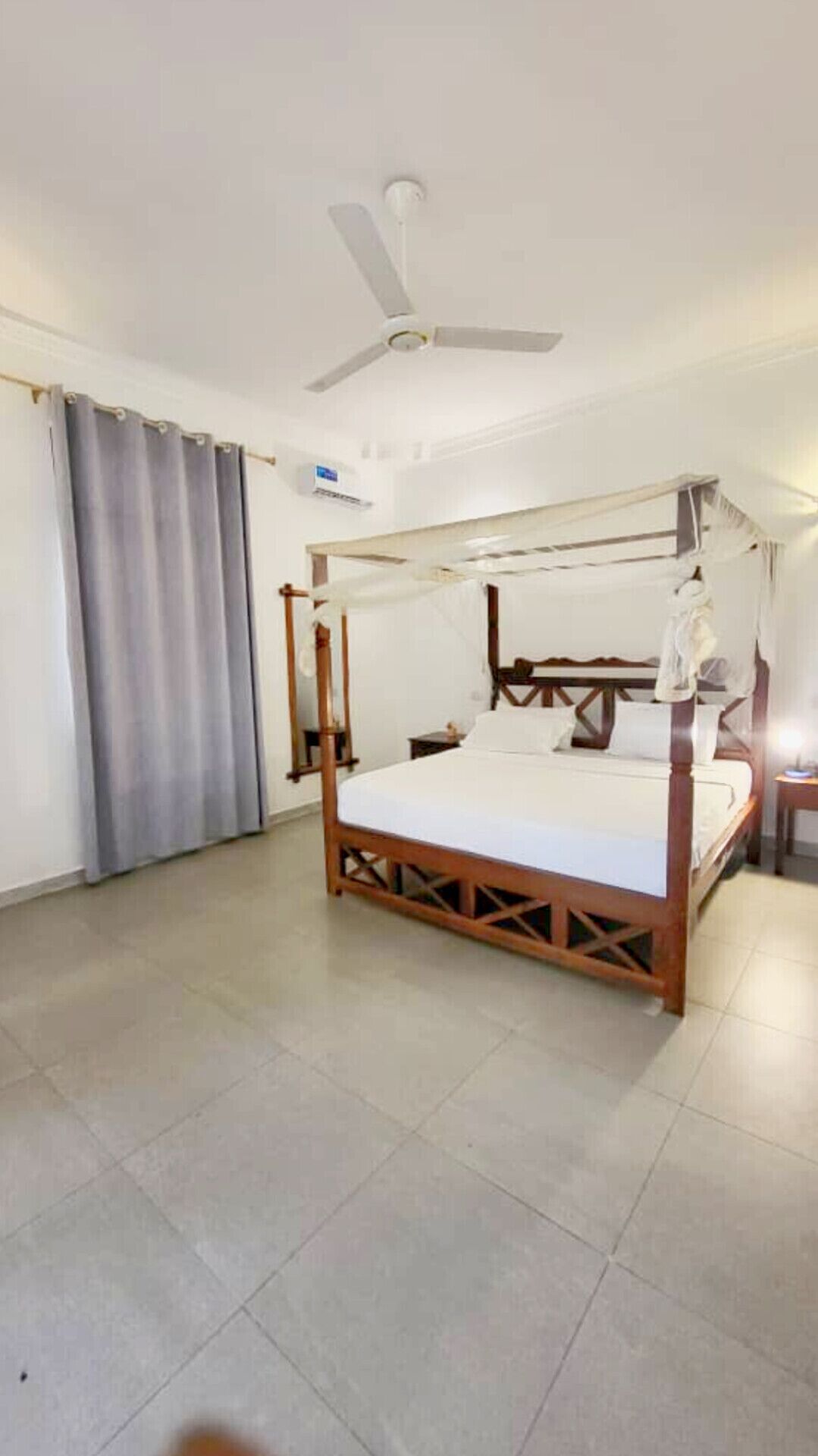 Chambre Double, balcon, vue jardin | Literie hypoallergénique, minibar, décoration personnalisée, bureau