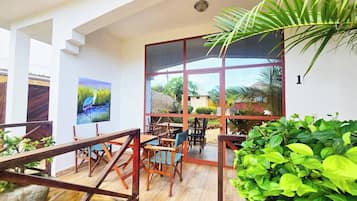 Double Room, Balcony, Garden View | Terrace/patio