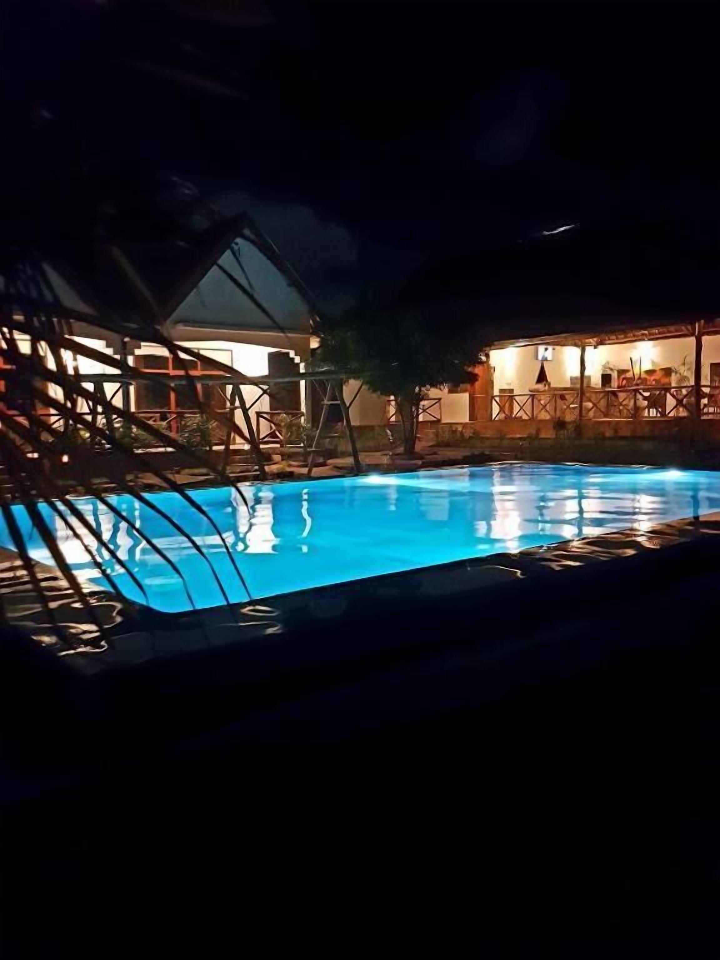 Façade de l’hébergement - soirée/nuit