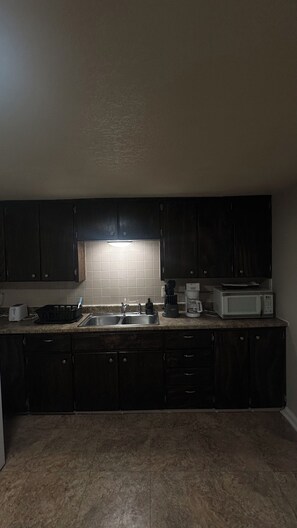 Private kitchen - Home Away From Home II (Amarillo)