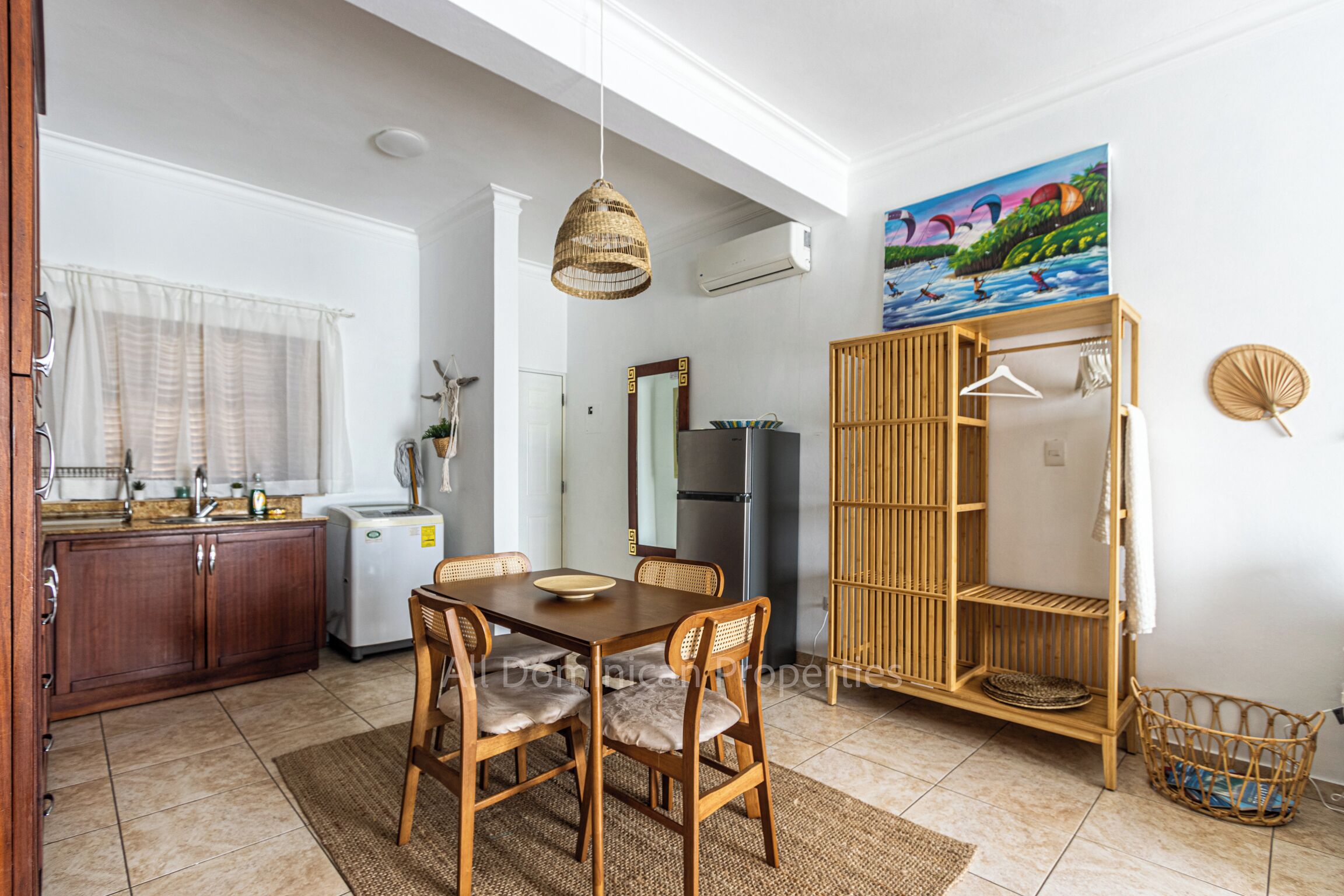 Apartamento, 1 quarto, sacada, vista para o jardim | Sala de jantar