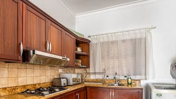 Appartamento, 1 camera da letto, balcone, vista giardino | Interni