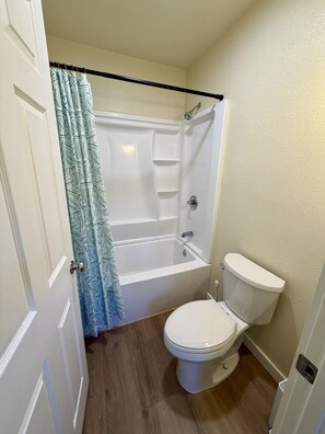 Hair dryer, towels, soap, toilet paper - Orange Door at Lake Serene (Lynnwood)