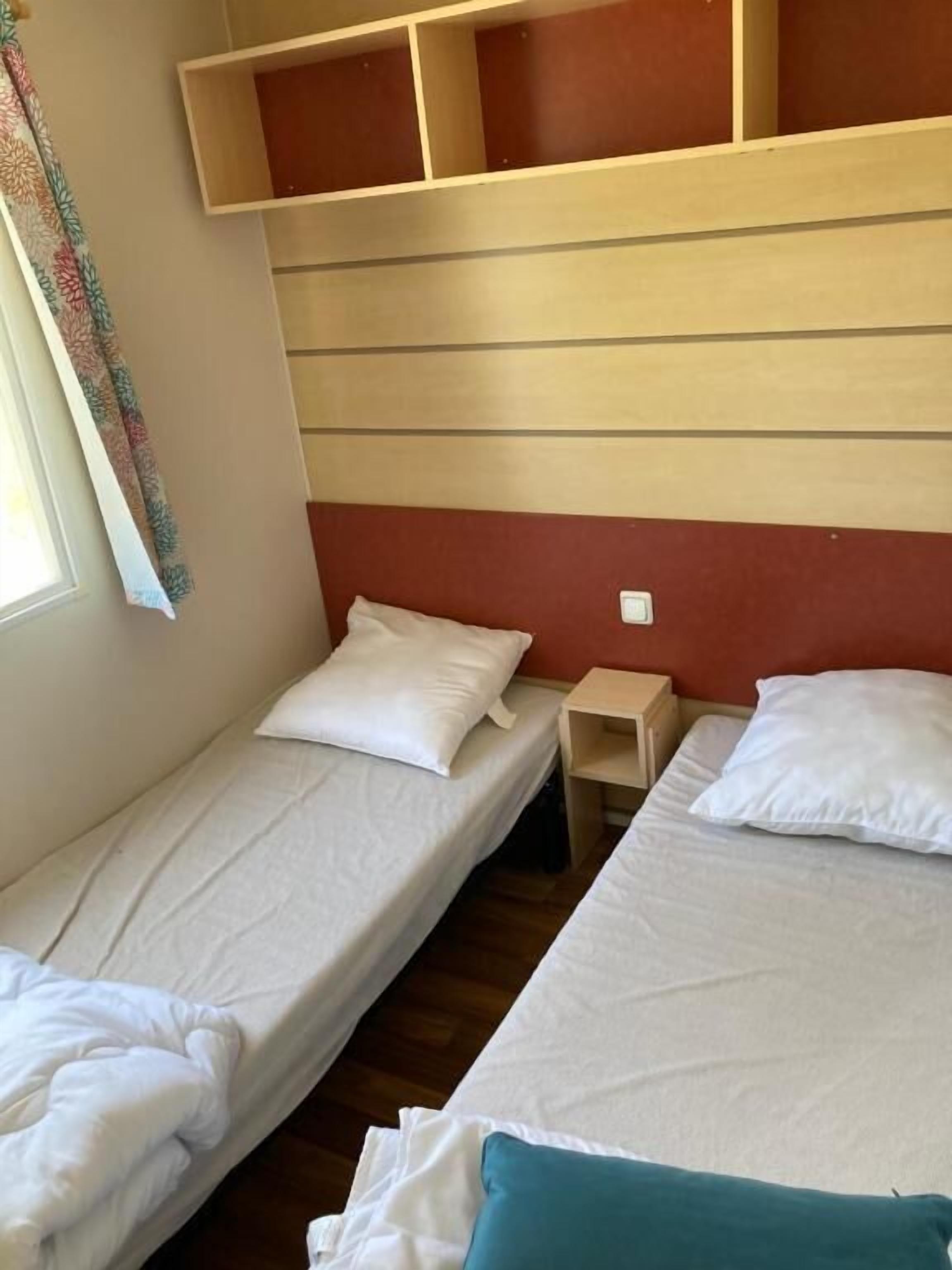 Basic Mobile Home, River View