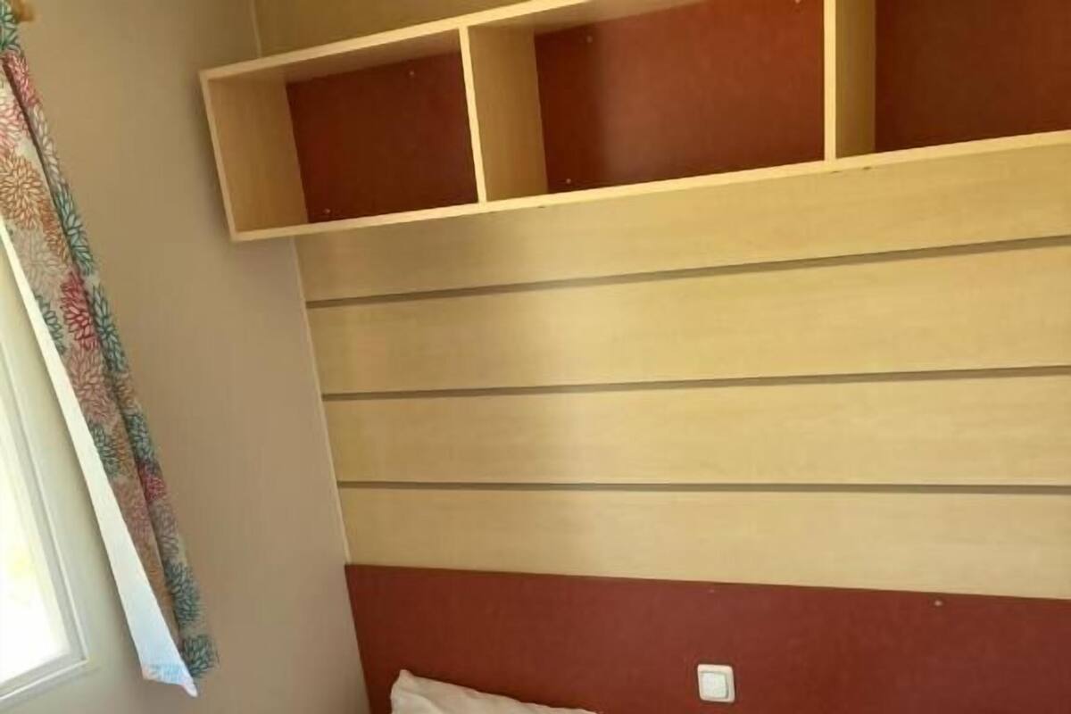 Mobile Home, vue fleuve | Draps fournis