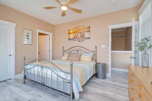 Iron/ironing board, WiFi - Wildwood Beach House-Rooftop Views (Wildwood)