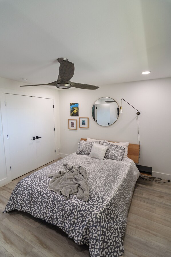 2 chambres, bureau, fer et planche à repasser, Wi-Fi gratuit