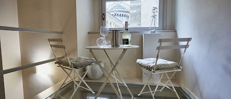 Loft, 2 Bedrooms | Dining