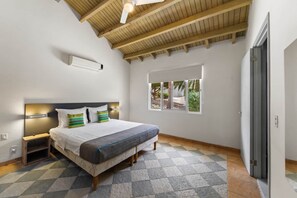 Iron/ironing board, WiFi, bed sheets - Kas Di Johannes, Blue Bay (Willemstad)