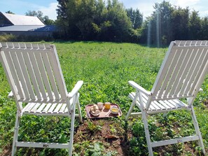 Property grounds - House and garden in the countryside, 5 minutes from the sea! (Port-Bail-sur-Mer)