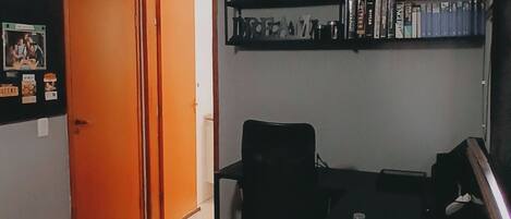 Bügeleisen/Bügelbrett, WLAN, Bettwäsche