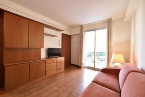 Comfort Apartment, Balcony | Living area - Hotel Europa & Concordia (Alassio)