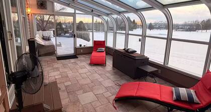 Hiland Park Estate: Stunning Views & Large Ensuits