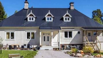 House | Exterior