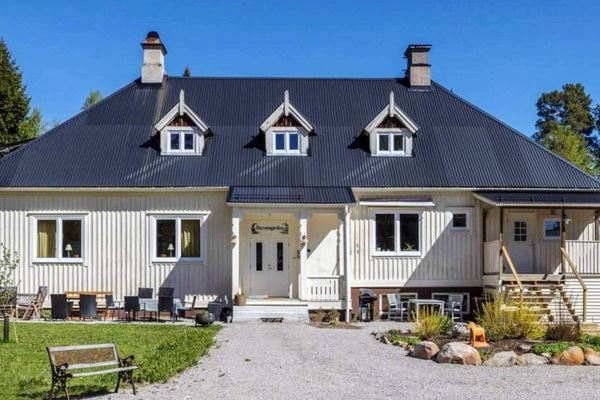 House | Exterior