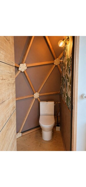 Håndklæder, Sæbe, Toiletpapir