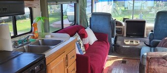 Beautiful motorhome, great for someone with kids or just a casual stay.