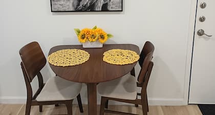 Cozy 2-bedroom apartment in welcoming Dallas with AC and gym access