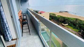 Apartment, 2 Bedrooms, Accessible, Balcony | Balcony