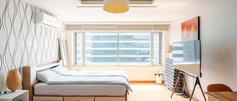 Soundproofing, iron/ironing board, free WiFi