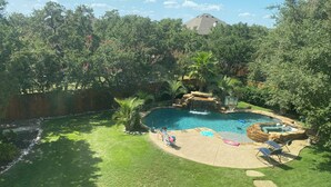 Unclassified image, 5 of 32, button - Hill Country Oasis - Spacious 4-bedroom house in charming San Antonio with AC (San Antonio)