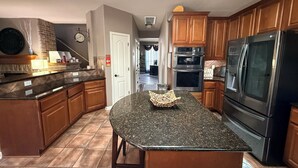 Unclassified image, 4 of 32, button - Hill Country Oasis - Spacious 4-bedroom house in charming San Antonio with AC (San Antonio)