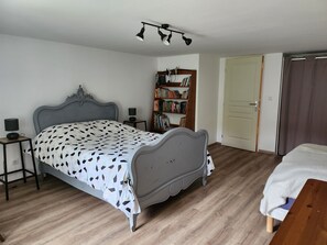 Strykejern/-brett, wi-fi og sengetøy