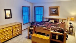 WiFi - Wexford Hollow 6 BR Cabin with Swimming Pool & Hot Tub (Lansing)