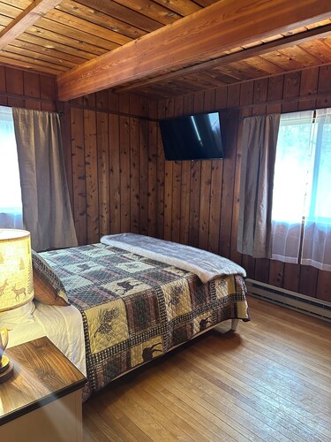 Cloud Wine Canandaigua- Hot tub & Lake Views in FLX Wine Country