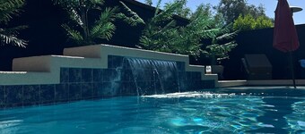 Private Pool Resort Home , Goodyear AZ , Families & Groups Welcome