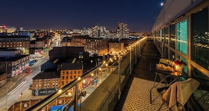 Skyline 2BD/2BA Central Nottingham Free Parking
