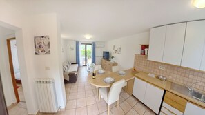 Departamento, 1 habitación, patio | Sala de estar