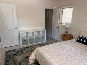 Bed sheets -  3B/2BA Beach Home in private neighborhood w/ beach access south of Don Cesar (St. Pete Beach)