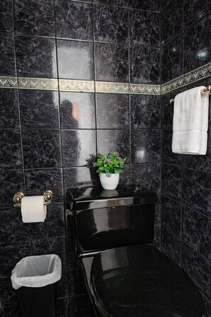 Håndklæder, Sæbe, Toiletpapir