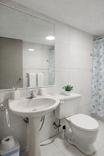 Ubicación-Espacio&Comodidad bello apto en Altamira