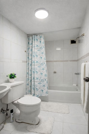 Håndklæder, Sæbe, Toiletpapir